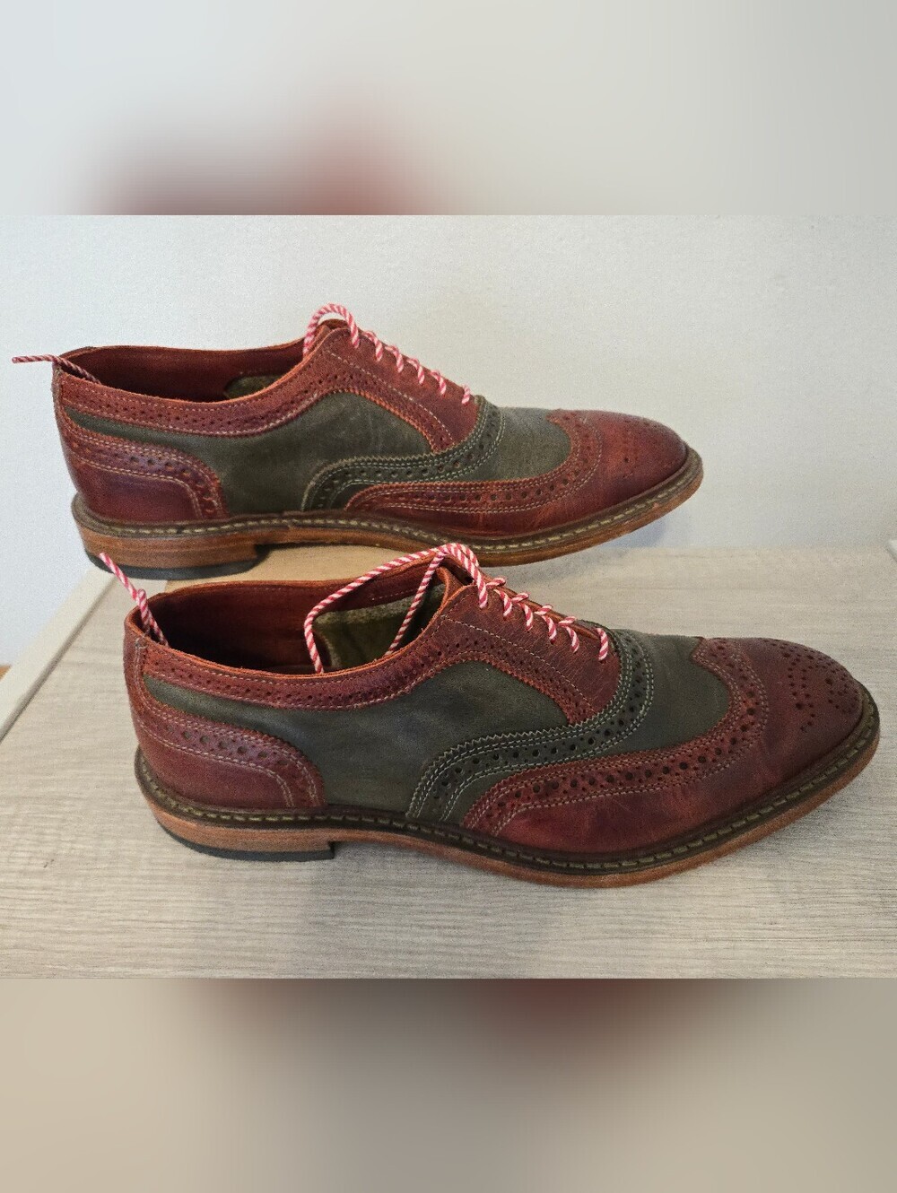 Allen Edmonds Jingle Bell Mok Oxford Wingtip Spectator Leather Mens 9.5 Shoes
